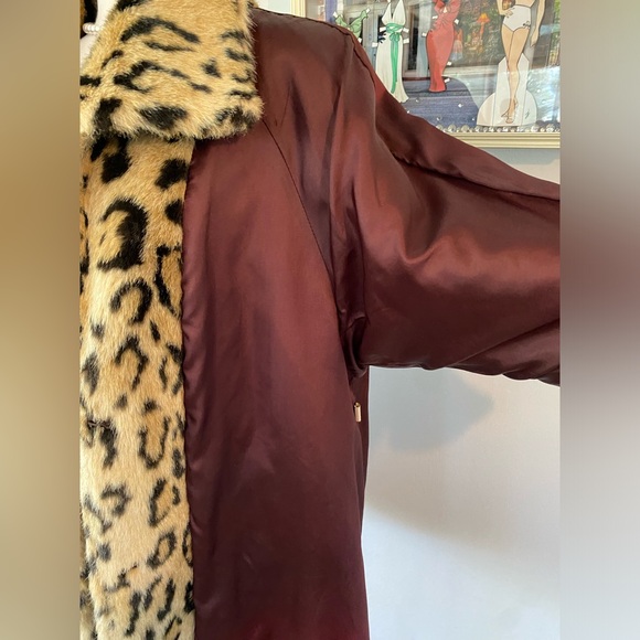 🐆 SAKS FIFTH AVENUE VINTAGE FAUX LEOPARD CHEETAH SWING FUR COAT - Picture 14 of 15